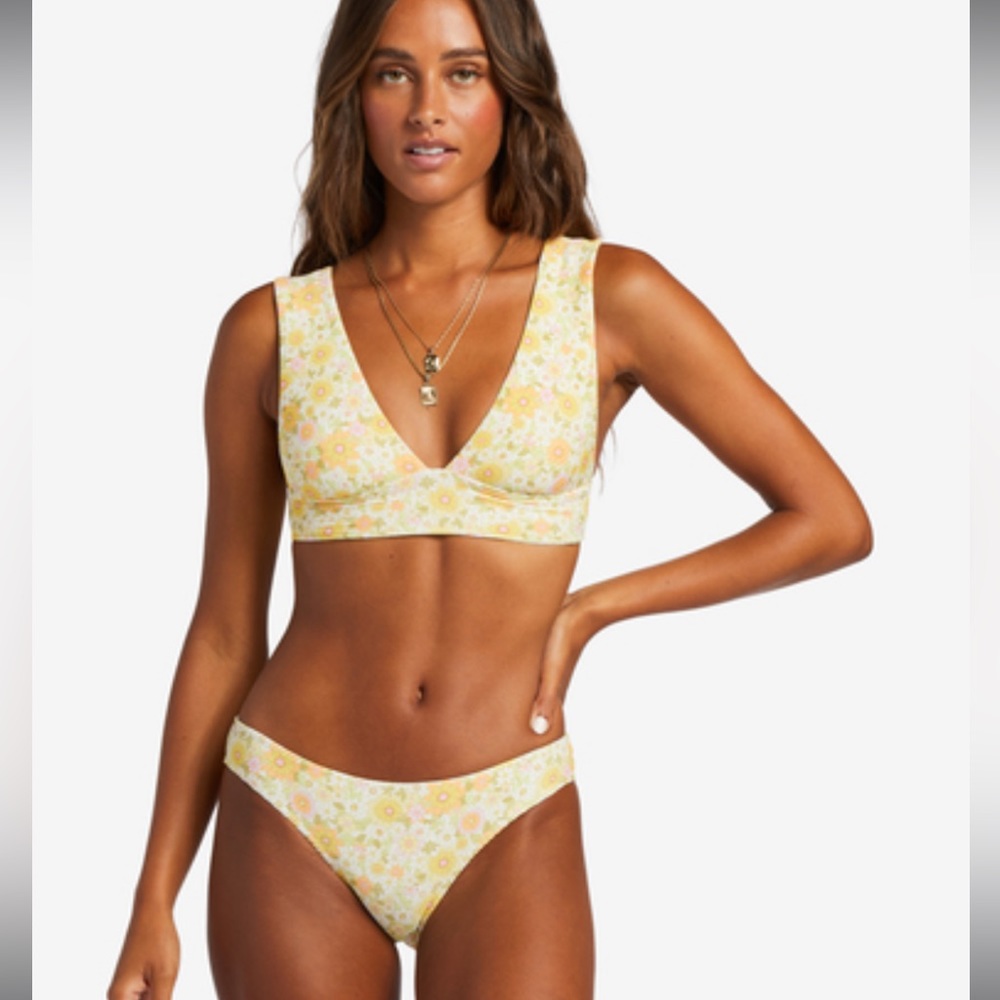 Billabon sun worshipper bikini